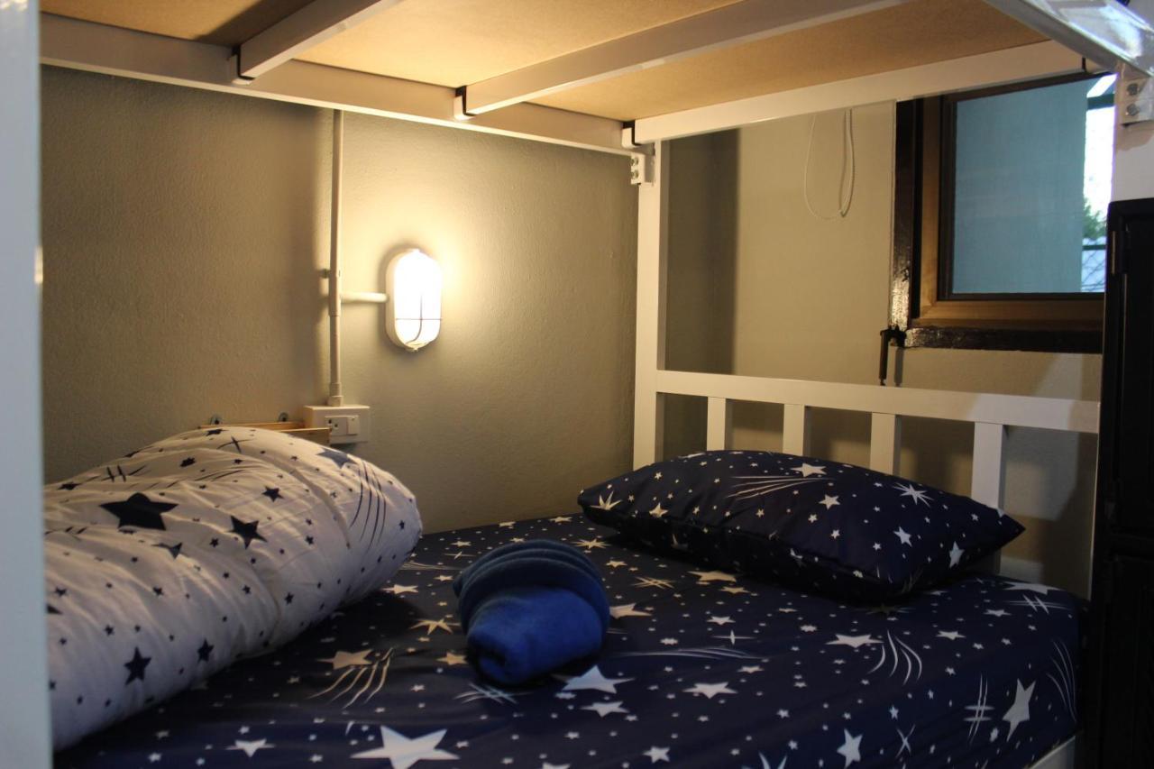 Enjoy House Hostel Chiang Mai Ngoại thất bức ảnh