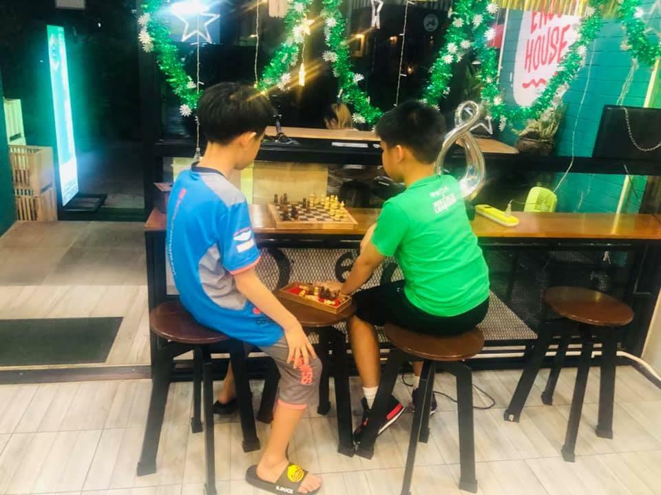 Enjoy House Hostel Chiang Mai Ngoại thất bức ảnh